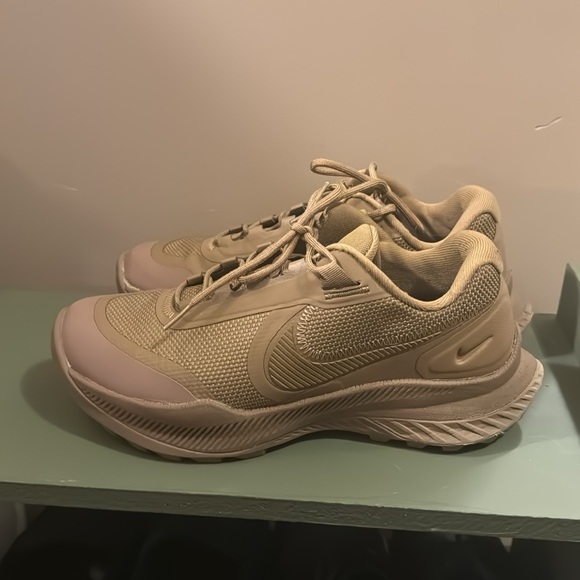 Nike SFS react - Picture 2 of 10